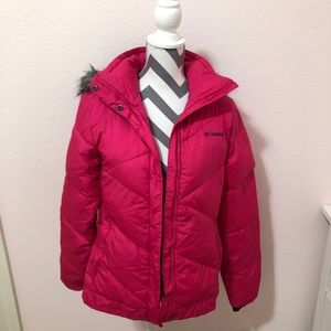 Like new Columbia winter jacket super warm light